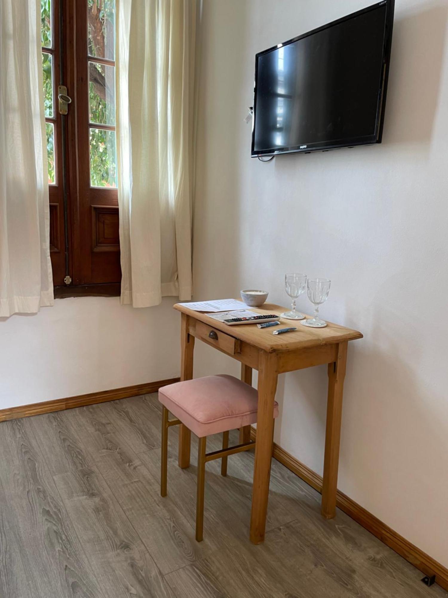 La Escondida, Casa De Huespedes Bed and Breakfast San Antonio de Areco Εξωτερικό φωτογραφία