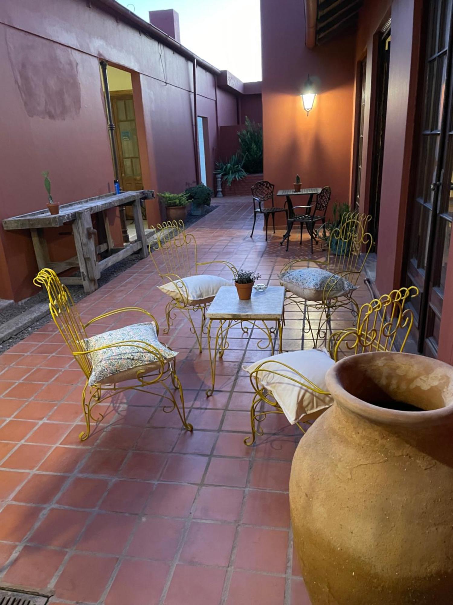 La Escondida, Casa De Huespedes Bed and Breakfast San Antonio de Areco Εξωτερικό φωτογραφία